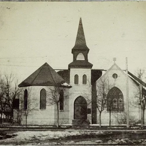 Knox Presbyterian Church a few years after being built