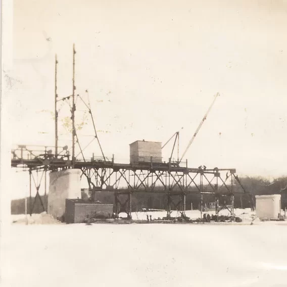 Selkirk Bridge Center, 1936, Fraser Stewart Black and white picture of the Selkirk bridge center built