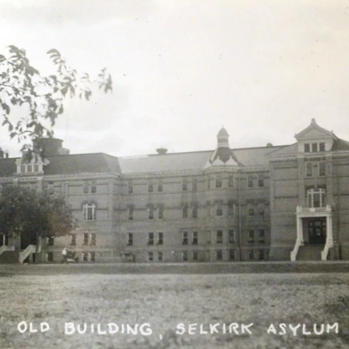 Selkirk Mental Hospital, 1930s, Archives of Manitoba, George Harris Fonds Black and white picture of the old building in the Selkirk Asylum in the 1930s