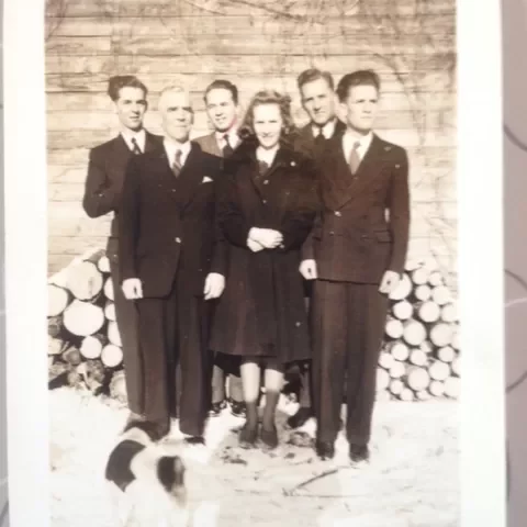 William Gordon his Five Children, 1939, Geoff Blackwood Black and white portrait of William Gordon and his five children