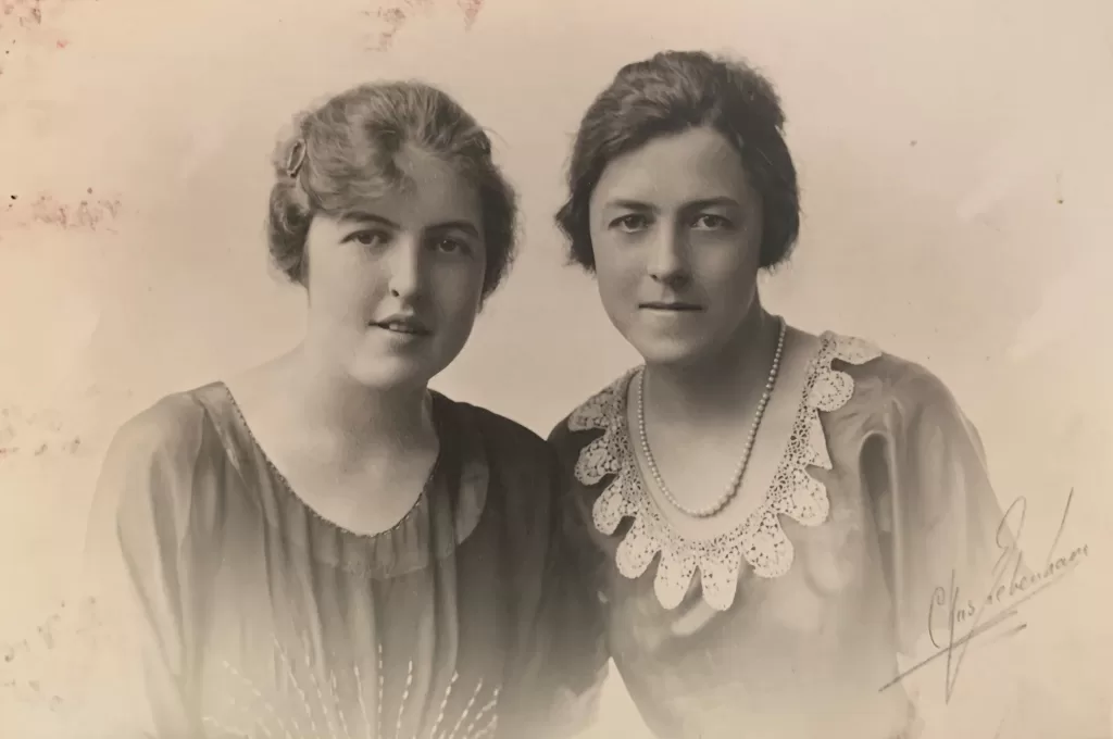 Black and white photo showing Ruth Hooker and her sister
