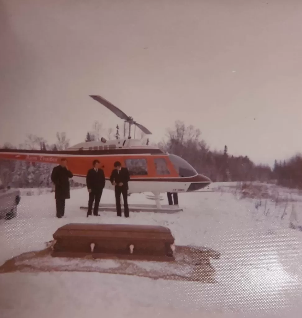 Heli Lifting a Casket, Loon Straights