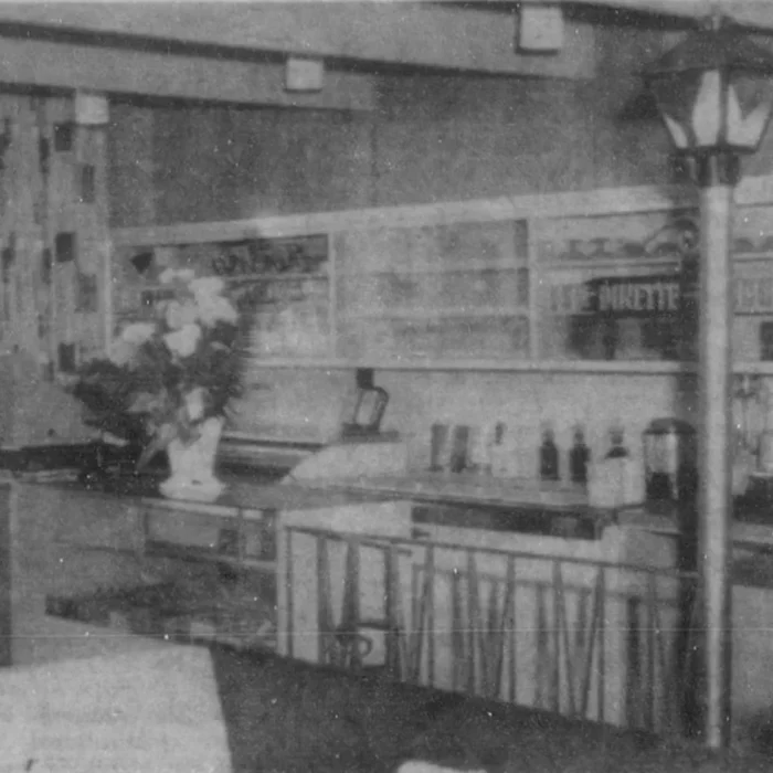 Black and white picture of the bar in the new dinette