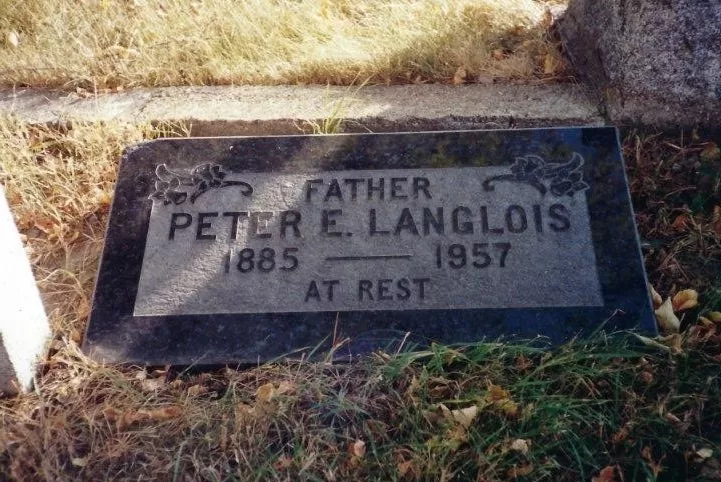 Gravestone of Peter E. Langois