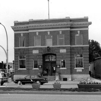 250 Manitoba Ave, 1990s, Selkirk Museum Collection Black and white image of the old post office building